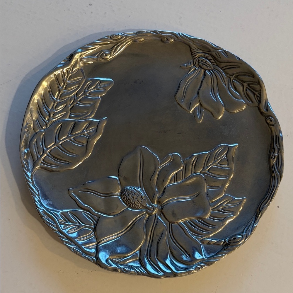 VINTAGE ARTHUR COURT ROUND PLATE